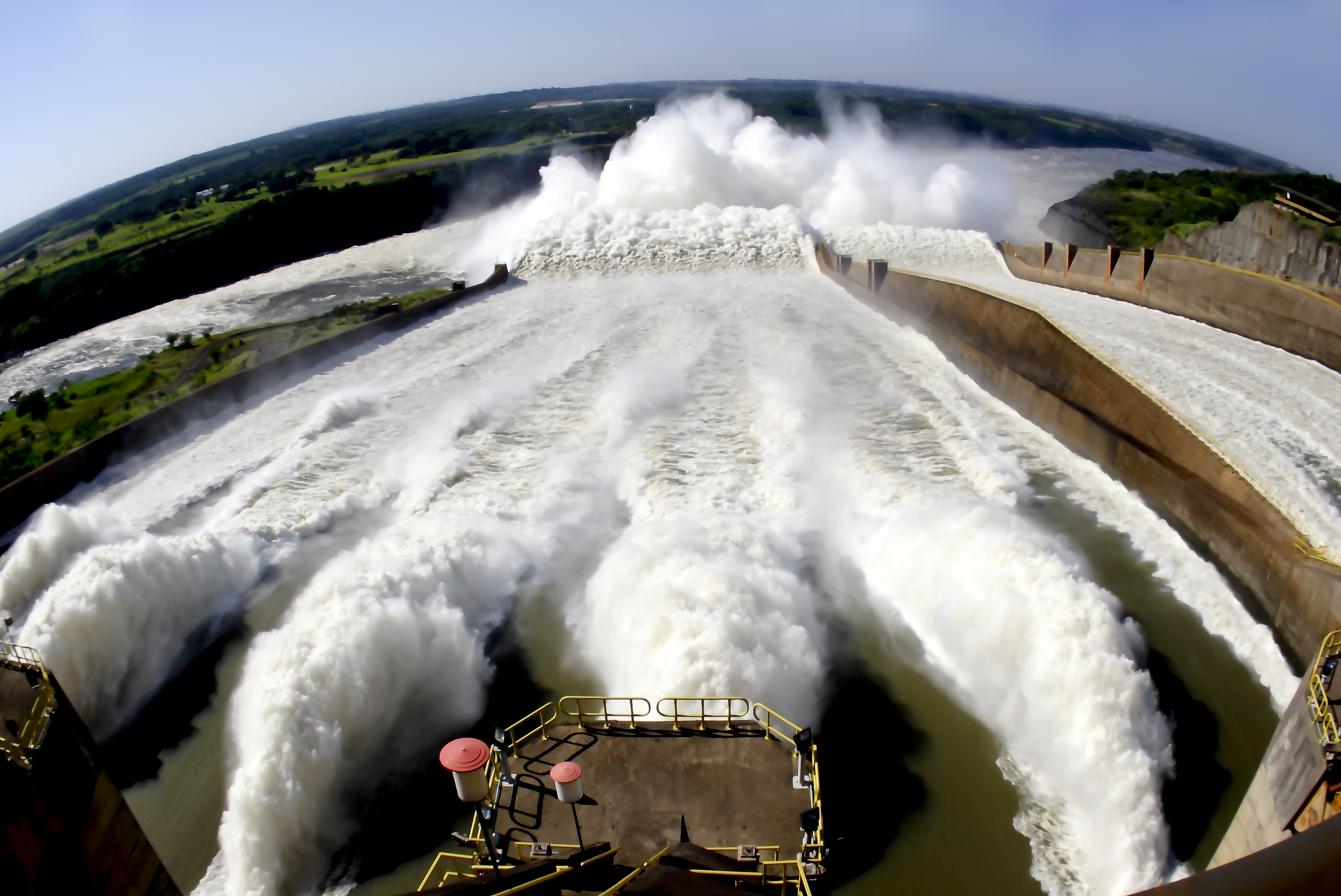 Leia mais sobre o artigo Conheça a grandiosidade da maior geradora de energia do planeta.